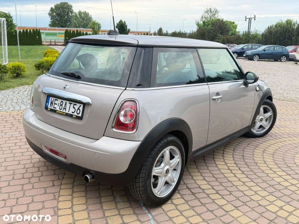MINI ONE - 26
