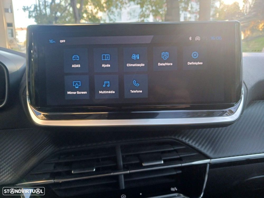 Peugeot 2008 1.2 Hybrid Allure e-DCS6 - 17