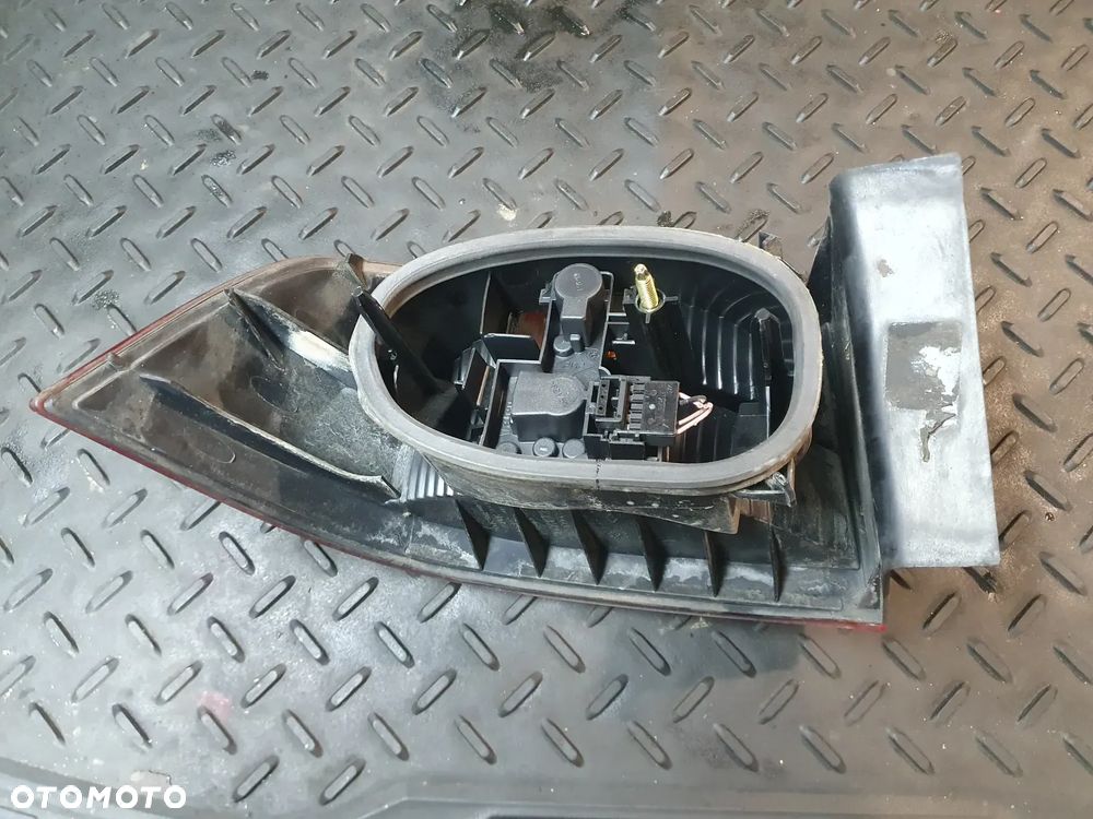RENAULT LAGUNA II HB LAMPA PRAWY TYŁ TYLNA - 3
