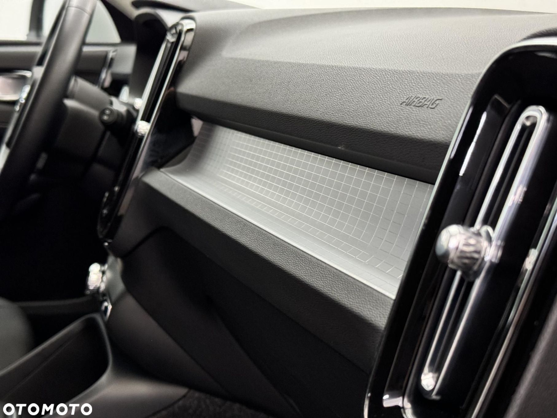 Volvo XC 40 - 35