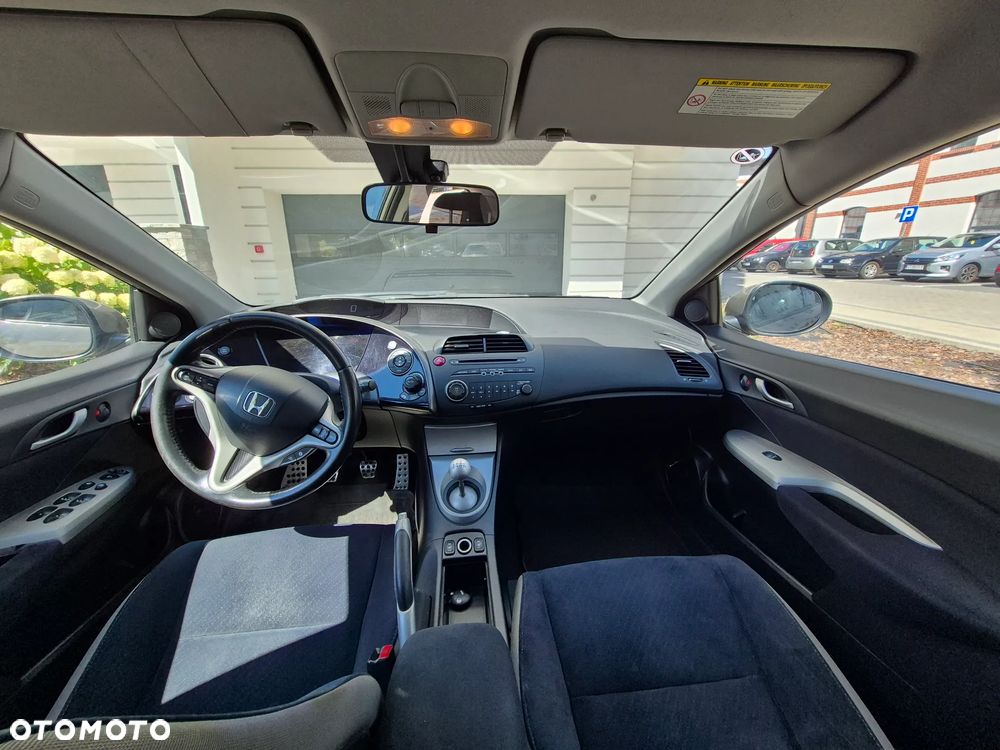 Honda Civic 1.8 Sport - 2