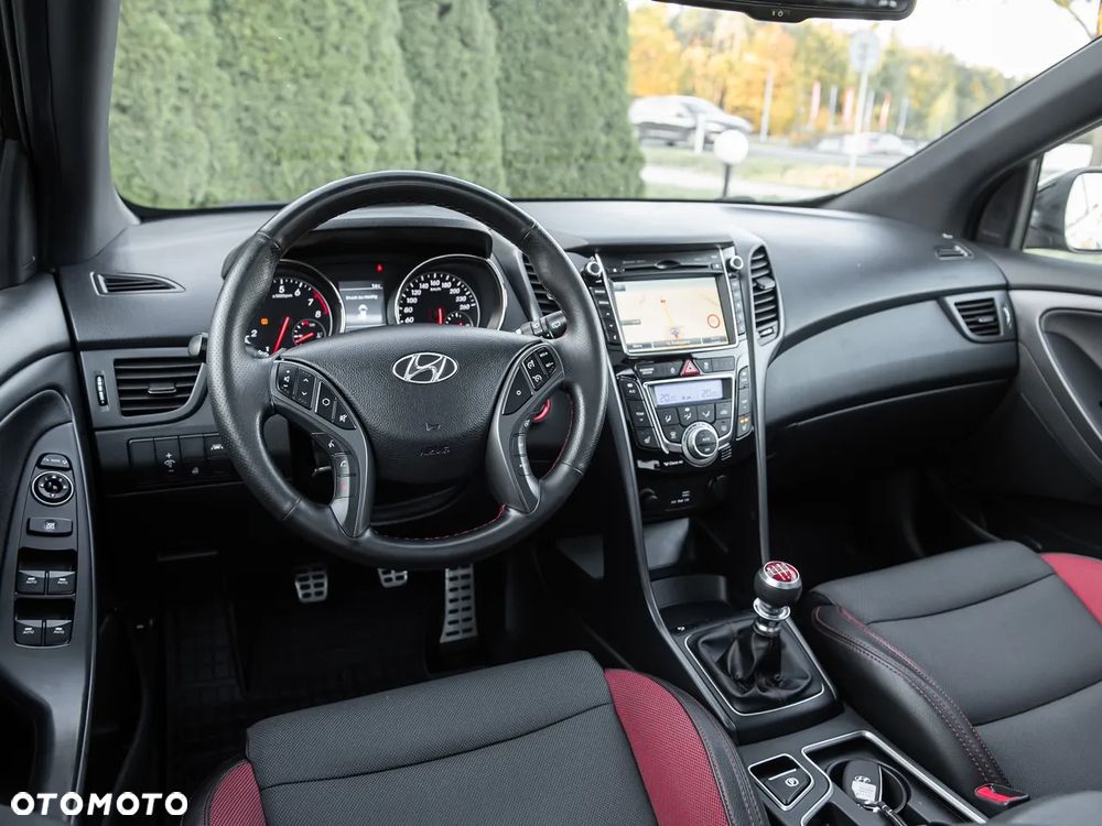 Hyundai i30 1.6 T GDI Turbo - 27