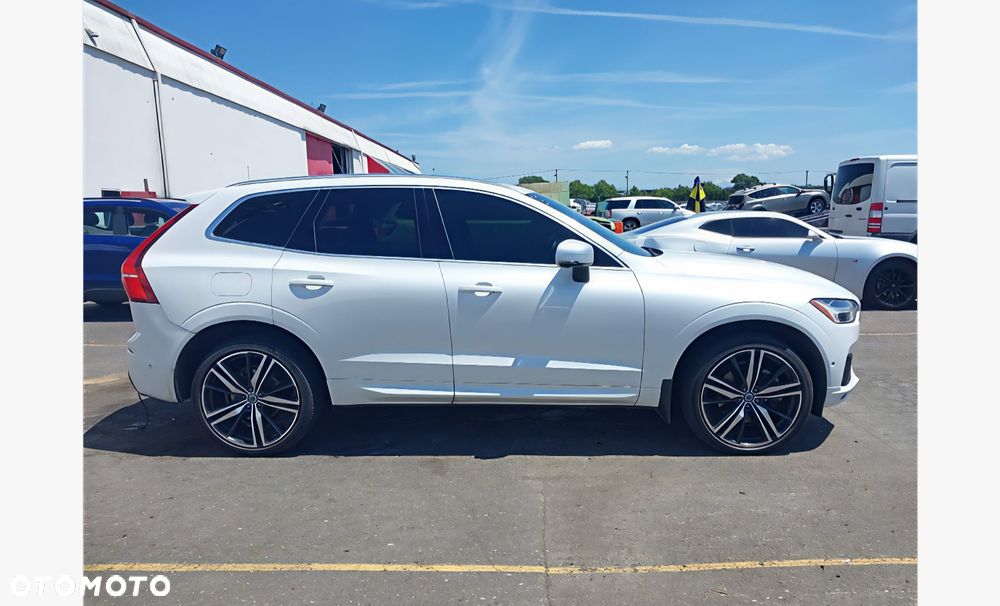 Volvo XC 60 - 4