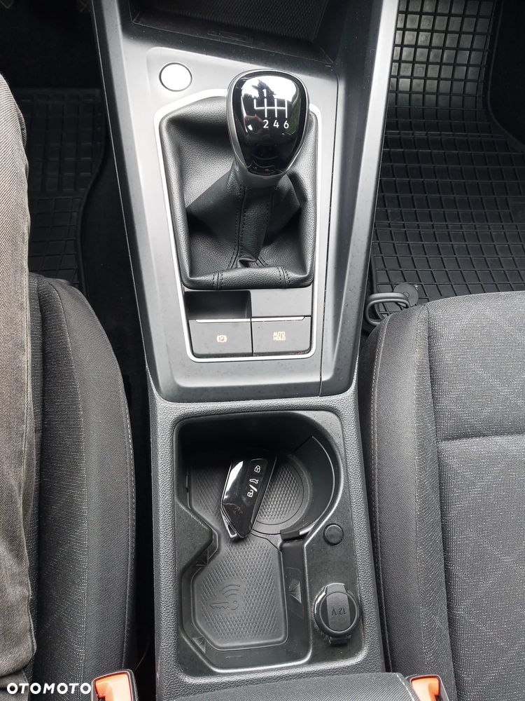 Volkswagen Golf 1.5 TSI EVO Life - 24