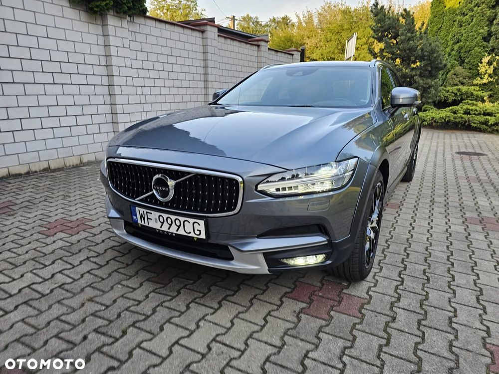 Volvo V90 Cross Country T6 AWD Pro - 2