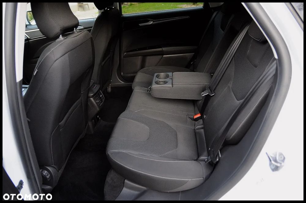 Ford Mondeo 2.0 TDCi Titanium - 29