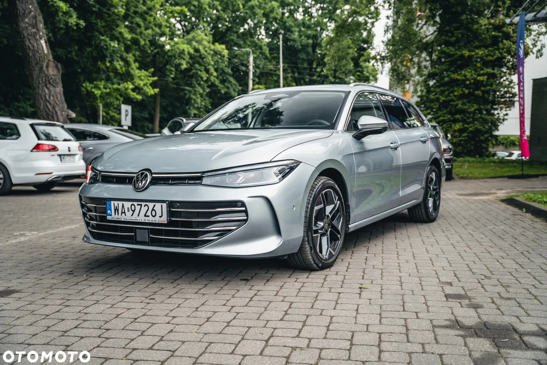 Volkswagen Passat 2.0 TDI SCR Elegance DSG - 8