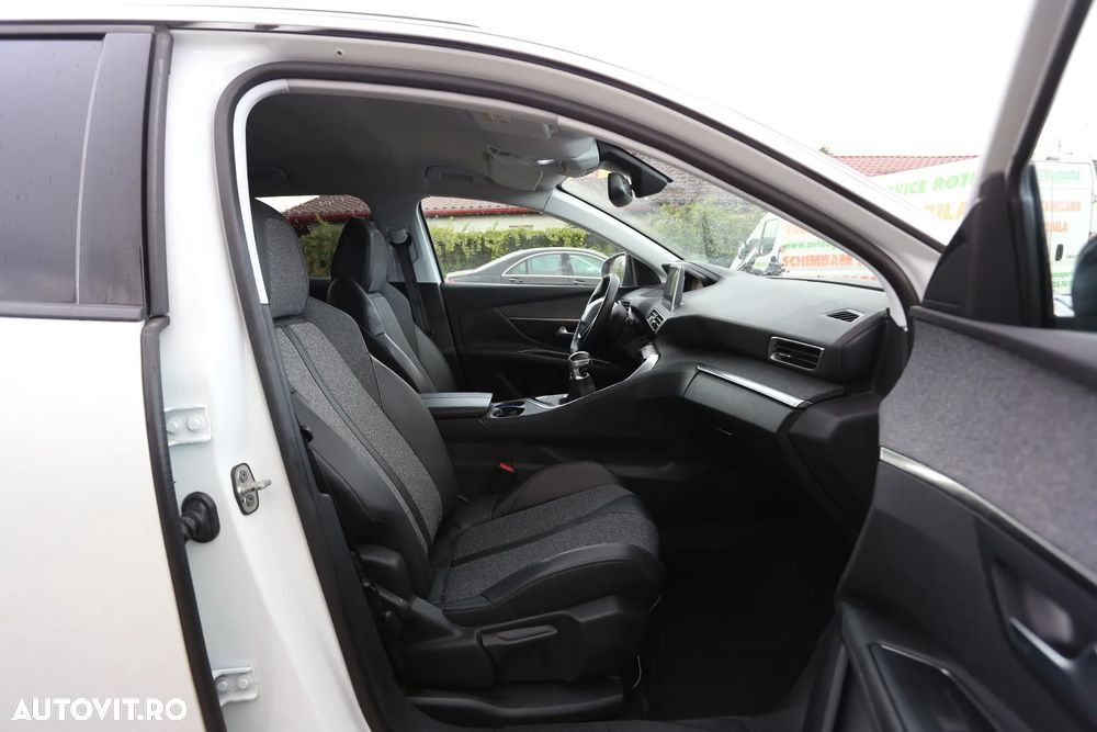 Peugeot 3008 PureTech 130 Stop & Start Allure - 10