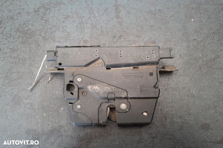 Broasca capota portbagaj 7224692 / 918064 / 163672 7224692 / 918064 / - 2