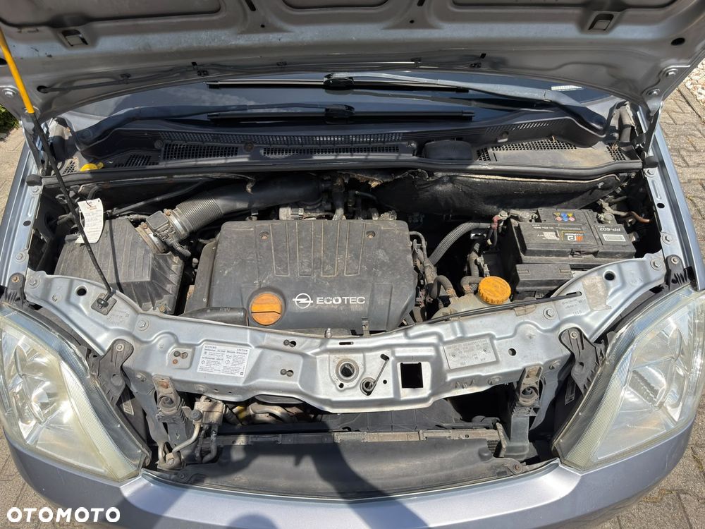 Opel Meriva 1.8 Cosmo - 19