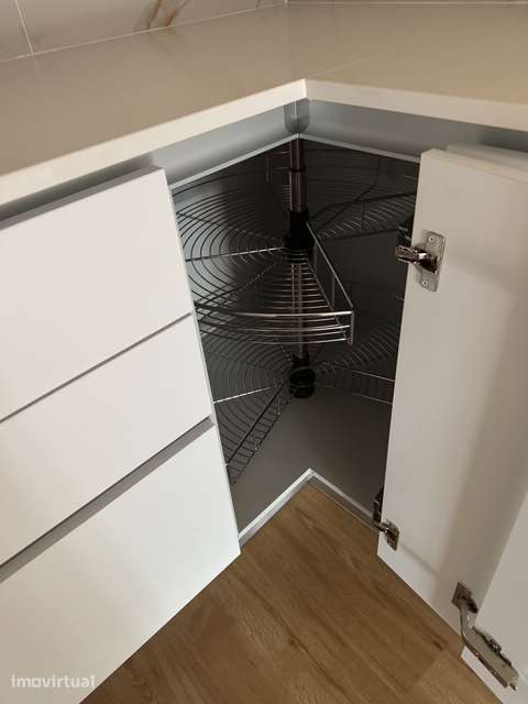 Apartamento T2 com varanda e ar condicionado - Grande imagem: 4/17