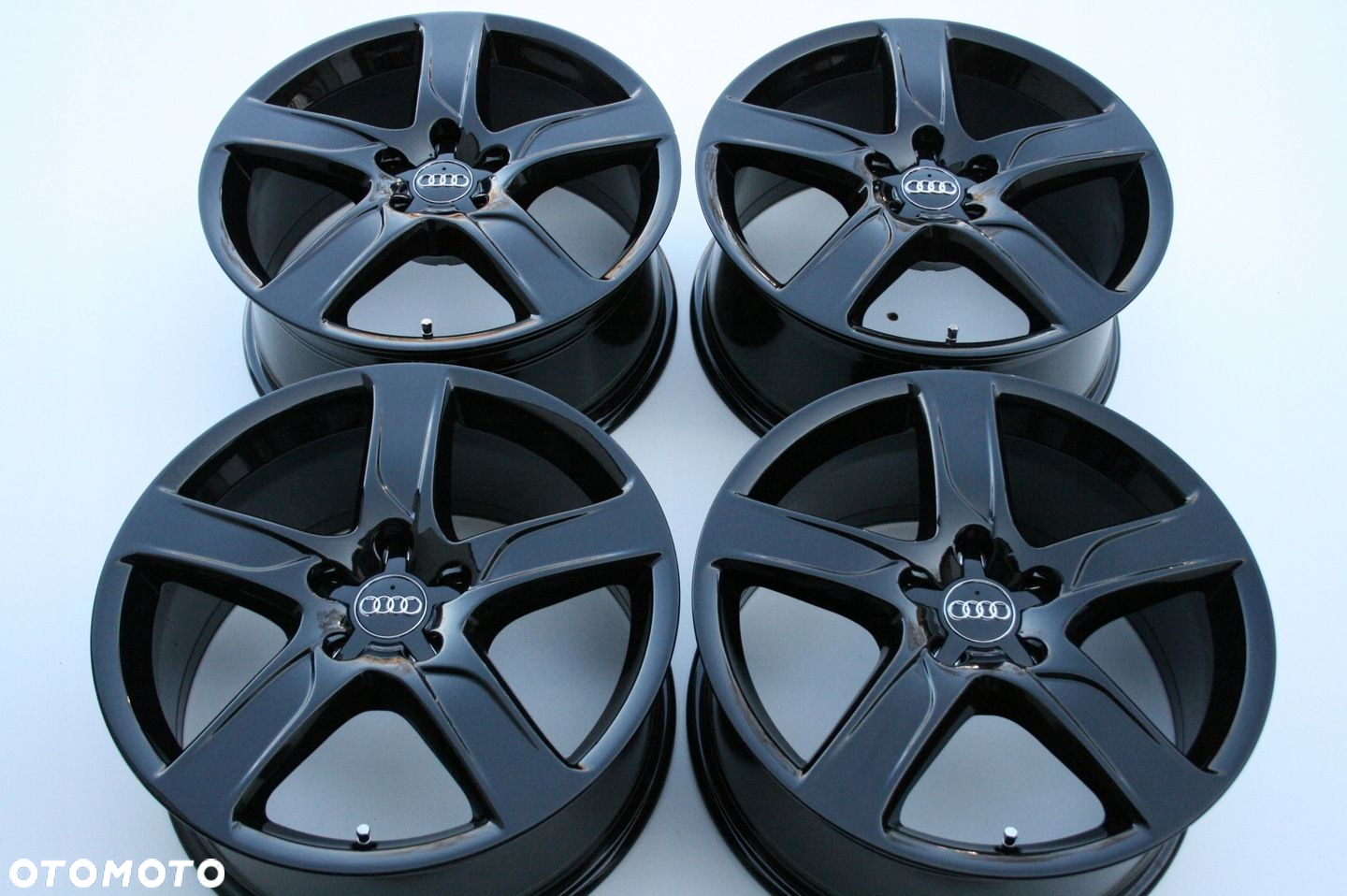 18 ORYGINALNE AUDI A6 Allroad A3 A4 A7 A8 Q5 Q3 Q2 - 5