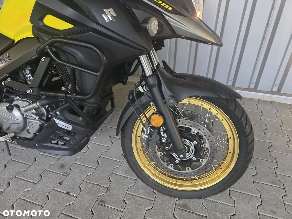 Suzuki V-STROM - 11