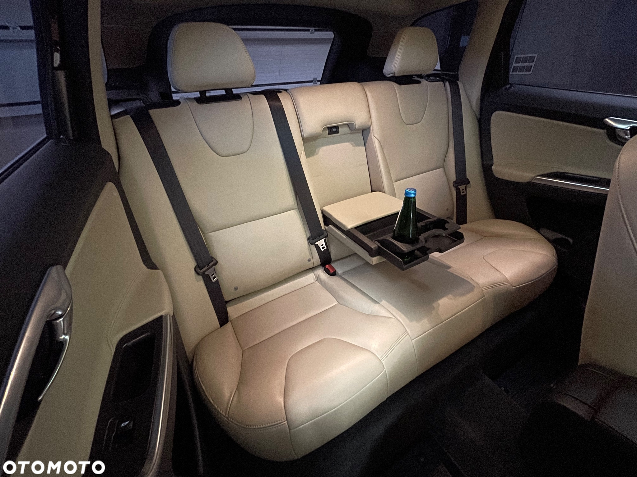 Volvo XC 60 D4 Drive-E Summum - 29