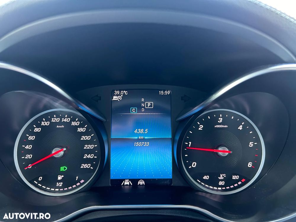 Mercedes-Benz GLC 220 d 4Matic 9G-TRONIC AMG Line - 10