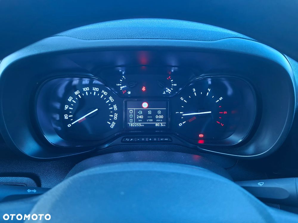 Toyota Proace City Verso 1.5 D-4D Business - 9