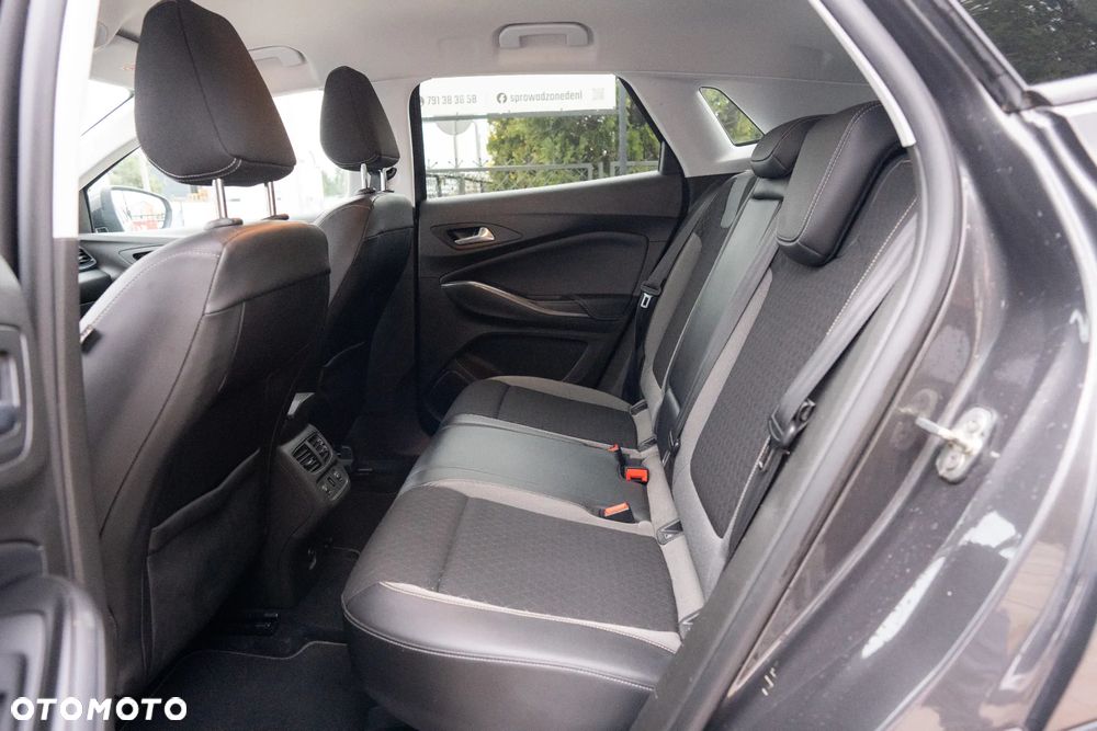 Opel Grandland X 1.2 Start/Stop Business INNOVATION - 22