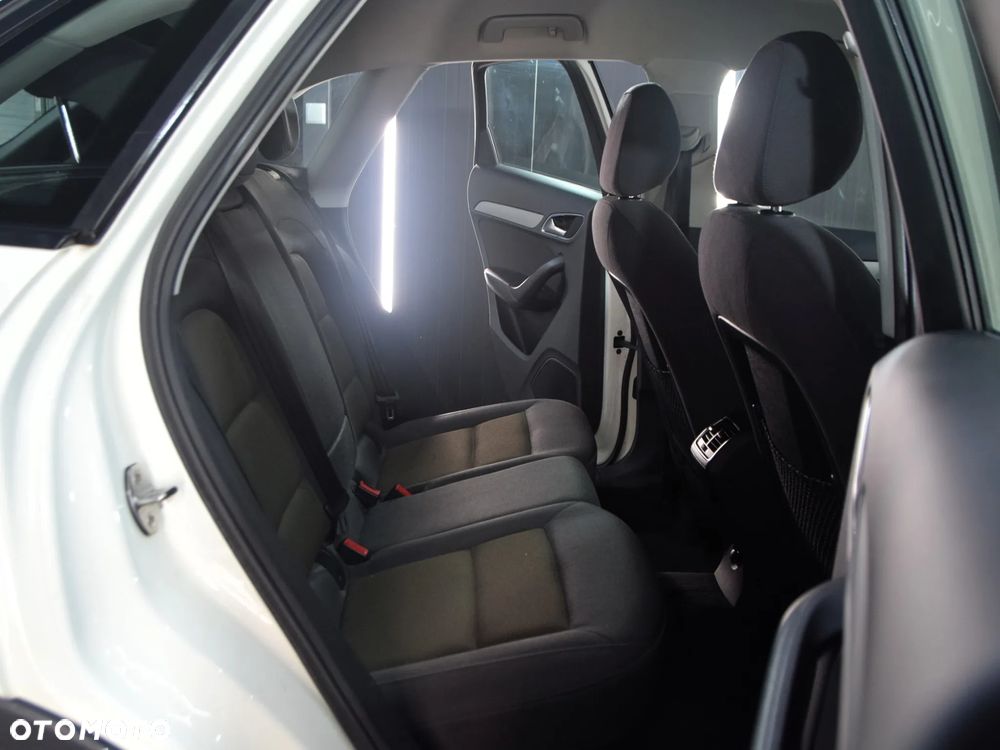 Audi Q3 2.0 TDI - 6