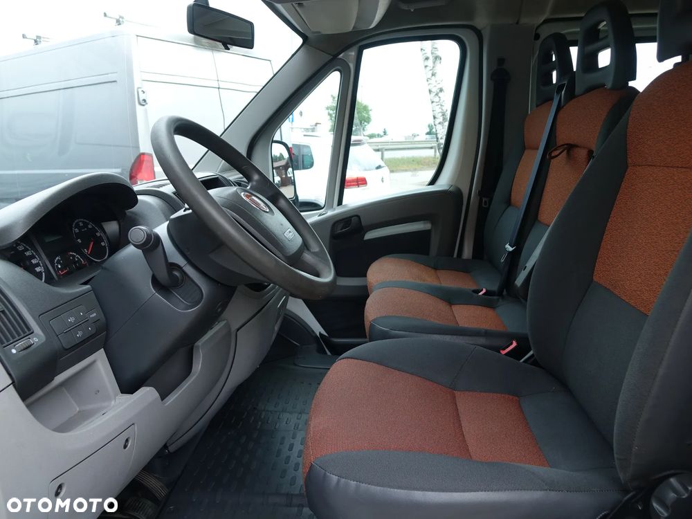 Fiat Ducato 7-osobowy DOKA skrzynia ładunkowa - 12