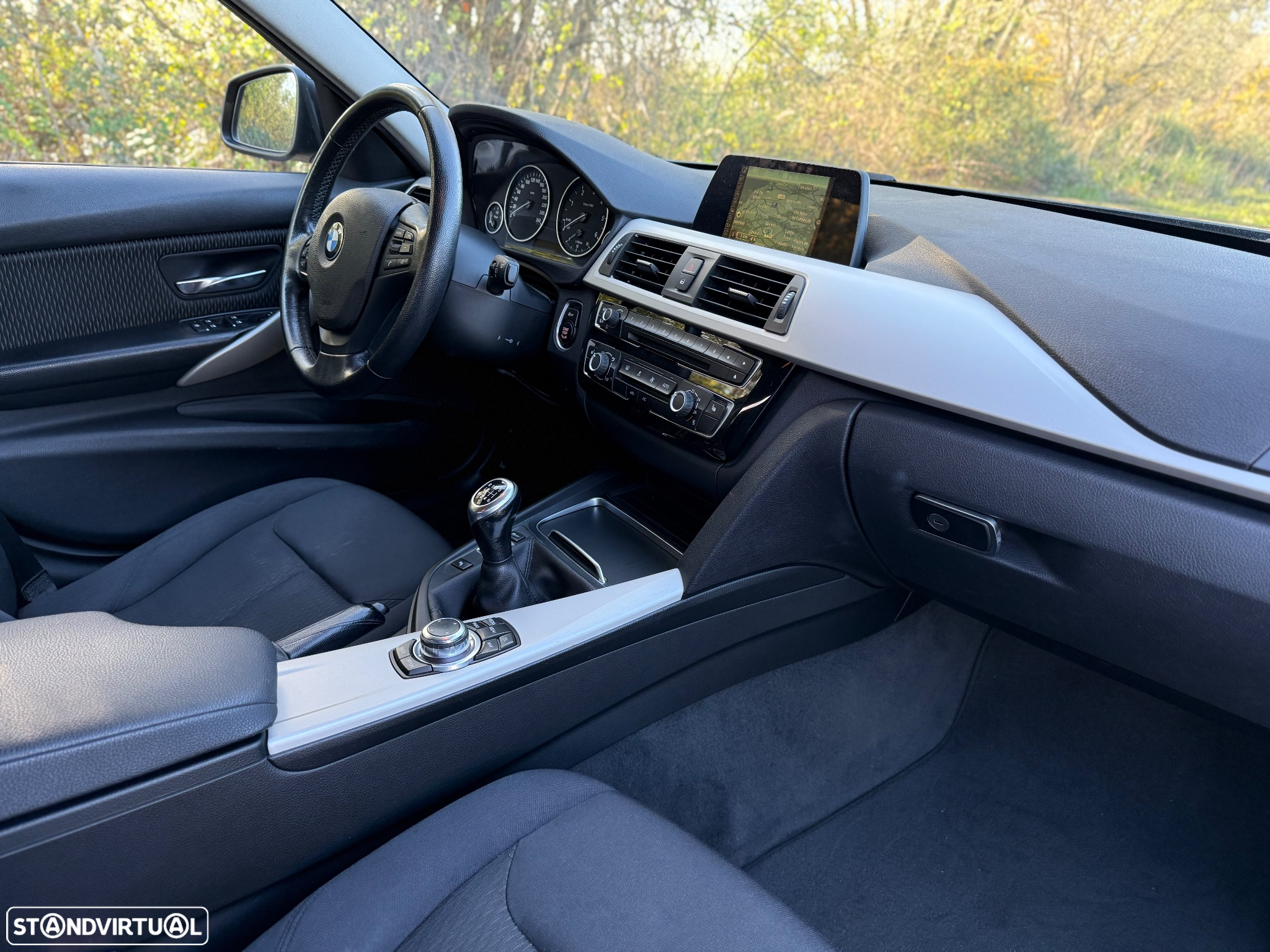 BMW 316 d Touring - 11