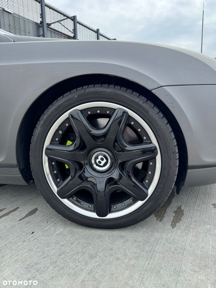 Bentley Continental GT - 21