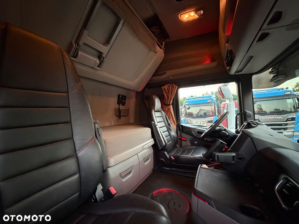 Scania Scania R650 z Niemiec bez EGR tylko SCR pełne wyposażenie FULL AIR V8 - 18