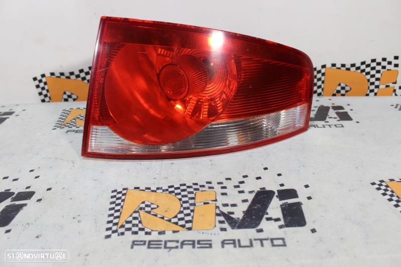 Farolim Direito Seat Altea Xl (5P5, 5P8)  Farolim Direito Do Chassi Se - 1