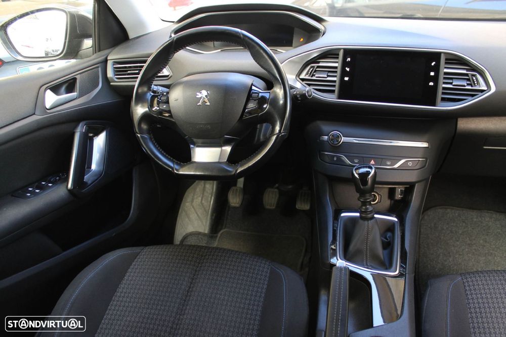 Peugeot 308 SW 1.5 BlueHDi Style - 37