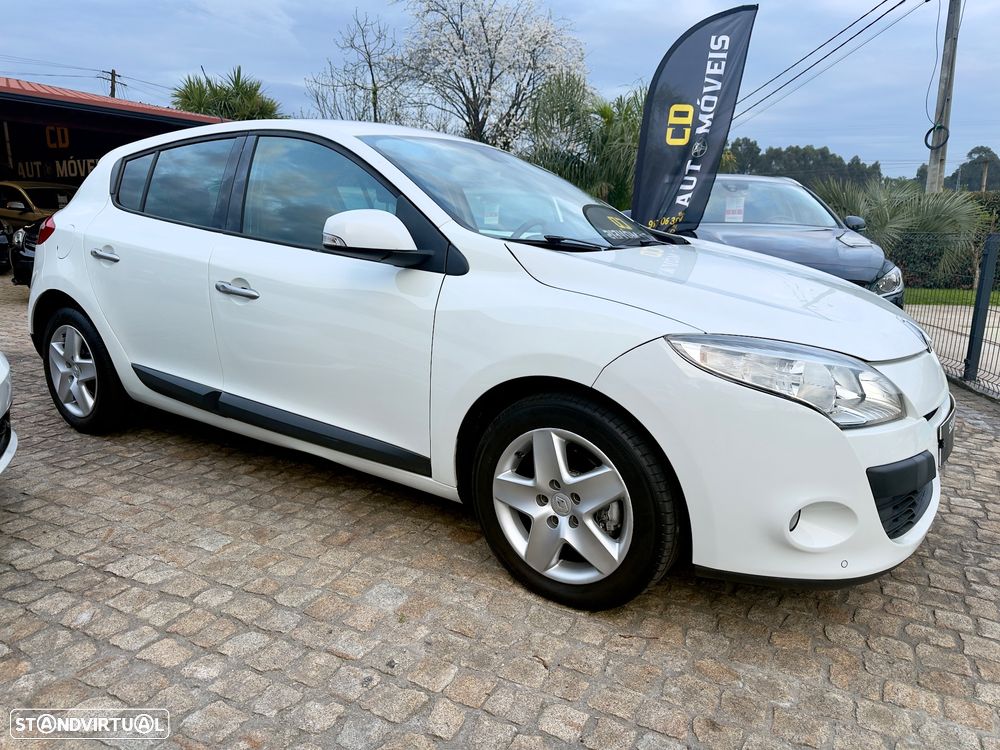 Renault Mégane 1.5 dCi Dynamique - 27