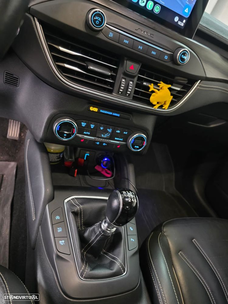 Ford Focus 1.5 TDCi ECOBlue Vignale - 37