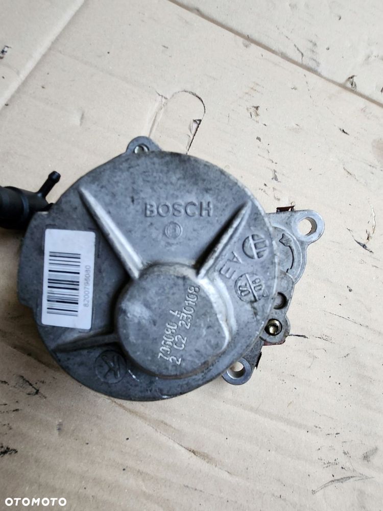 pompa vacum renault nissan 796080a 2.0 dci - 3