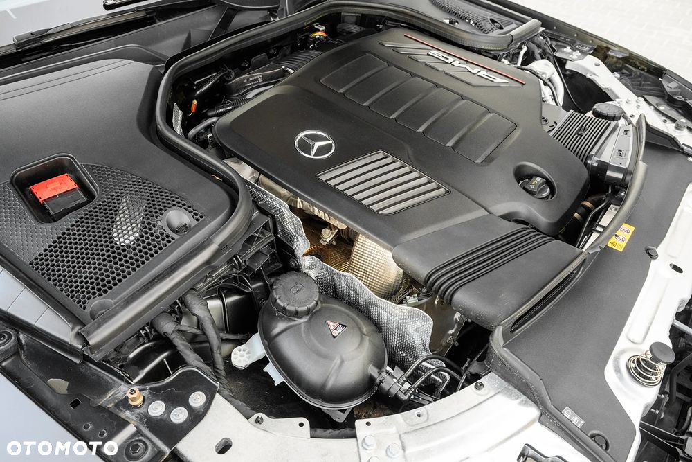 Mercedes-Benz AMG GT 43 Speedshift TCT 9G - 33