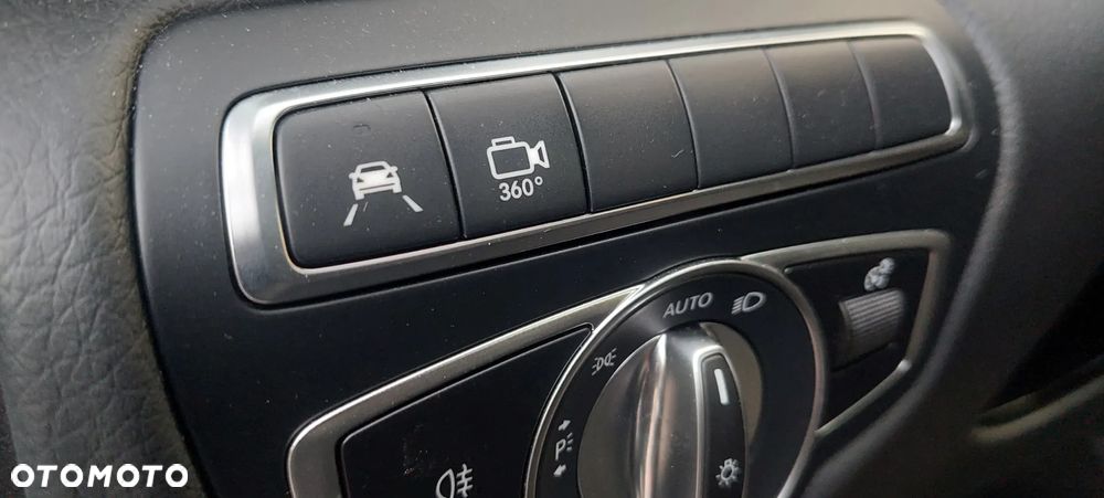 Mercedes-Benz EQV 300 90kWh - 15