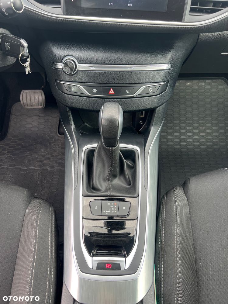 Peugeot 308 - 11