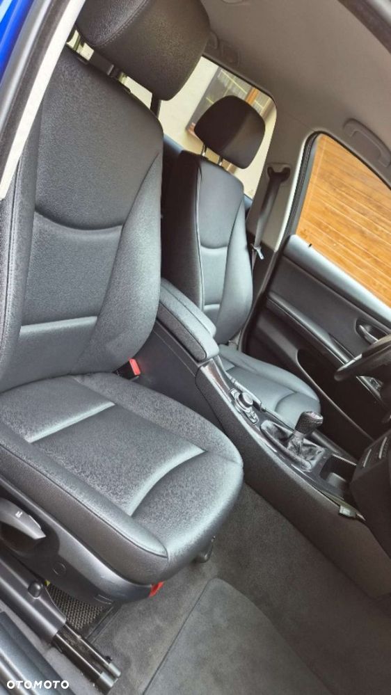 BMW Seria 3 - 23
