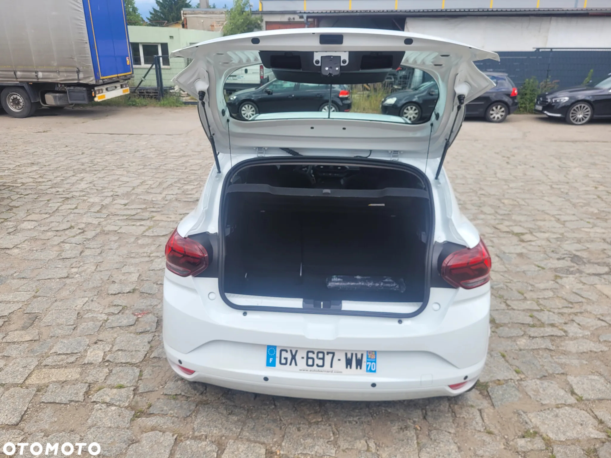 Dacia Sandero - 7