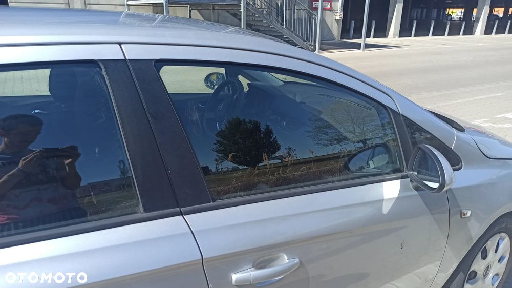 Opel Corsa 1.4 Enjoy - 28