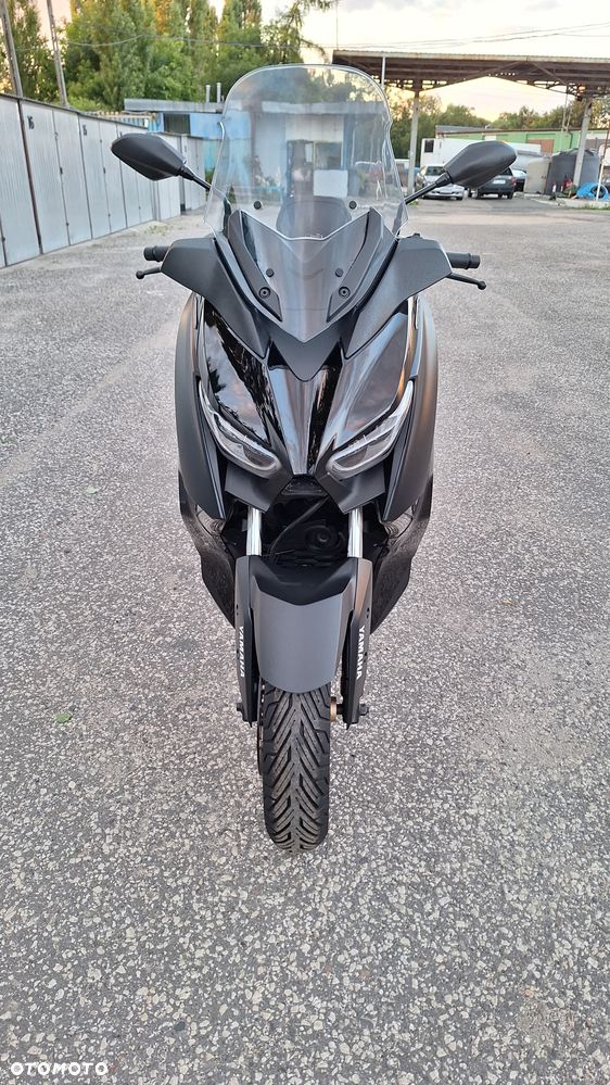 Yamaha X-max - 18