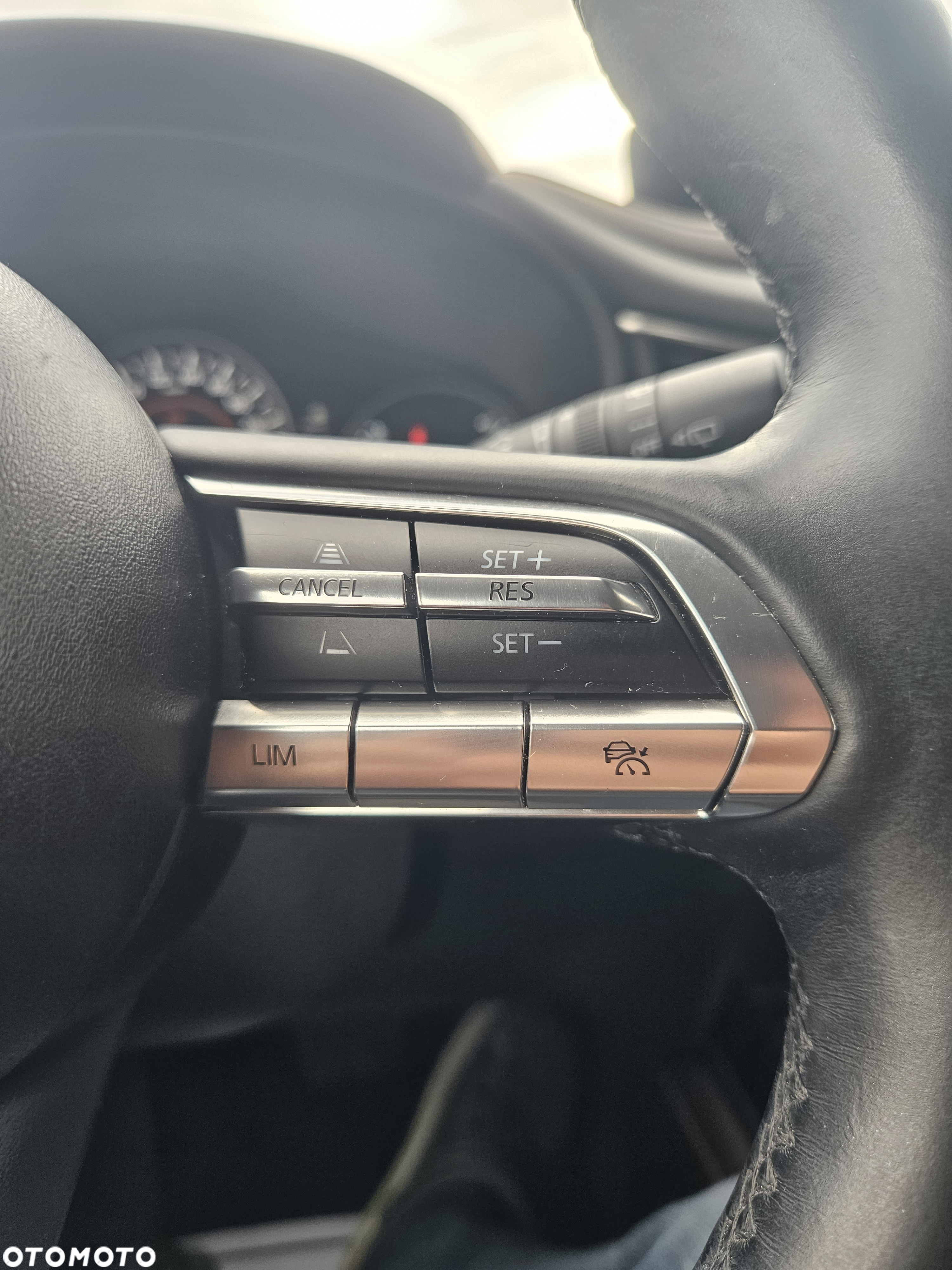 Mazda CX-30 SKYACTIV-X 2.0 M-Hybrid - 13