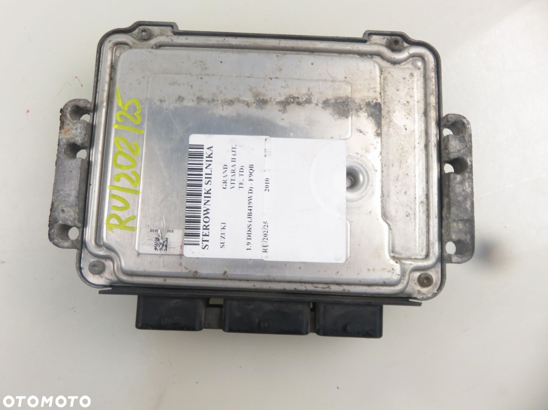 STEROWNIK SUZUKI GRAND VITARA II 1.9 DDiS  0281015322 - 3