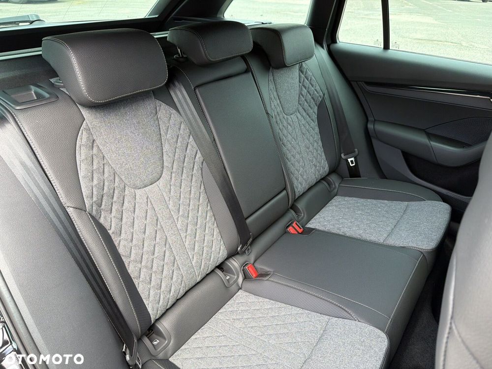 Skoda Octavia 1.5 TSI mHEV Sportline DSG - 21