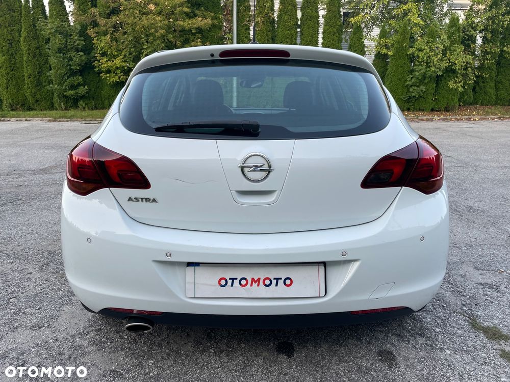 Opel Astra 1.4 Turbo Exklusiv - 26