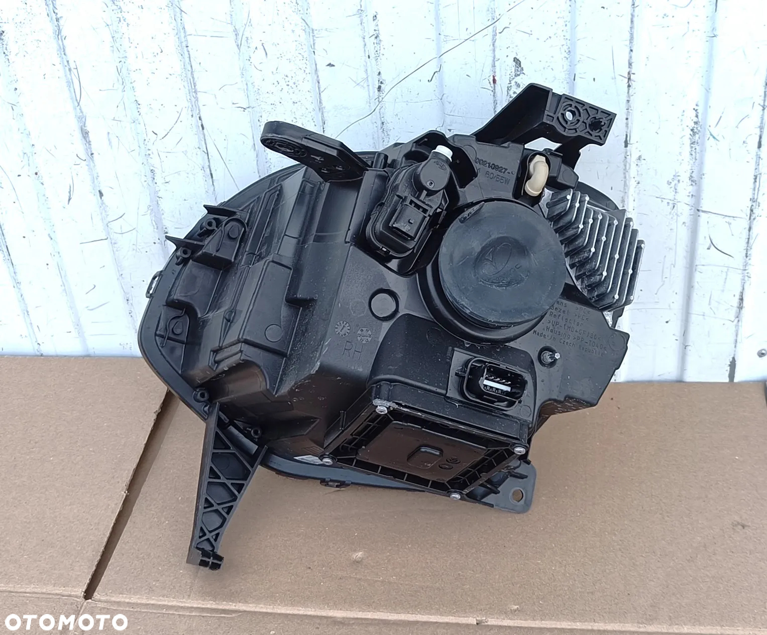 RENAULT TWINGO 3 III LIFT 18- LED LAMPA PRAWA - 2