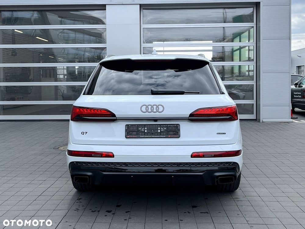 Audi Q7 - 6