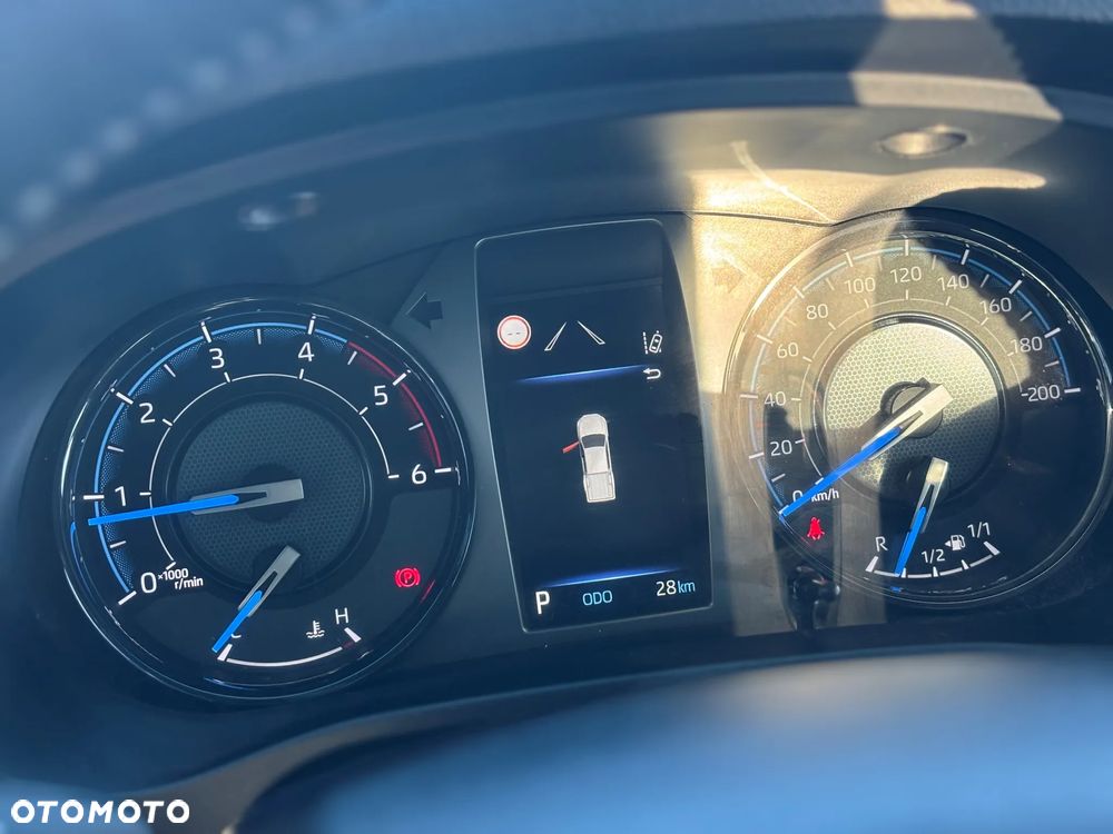 Toyota Hilux 2.8 D-4D Double Cab Invincible 4x4 - 24