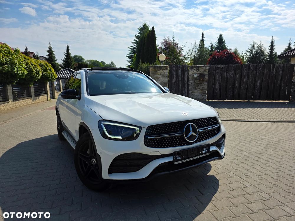 Mercedes-Benz GLC 200 4Matic 9G-TRONIC AMG Line - 33