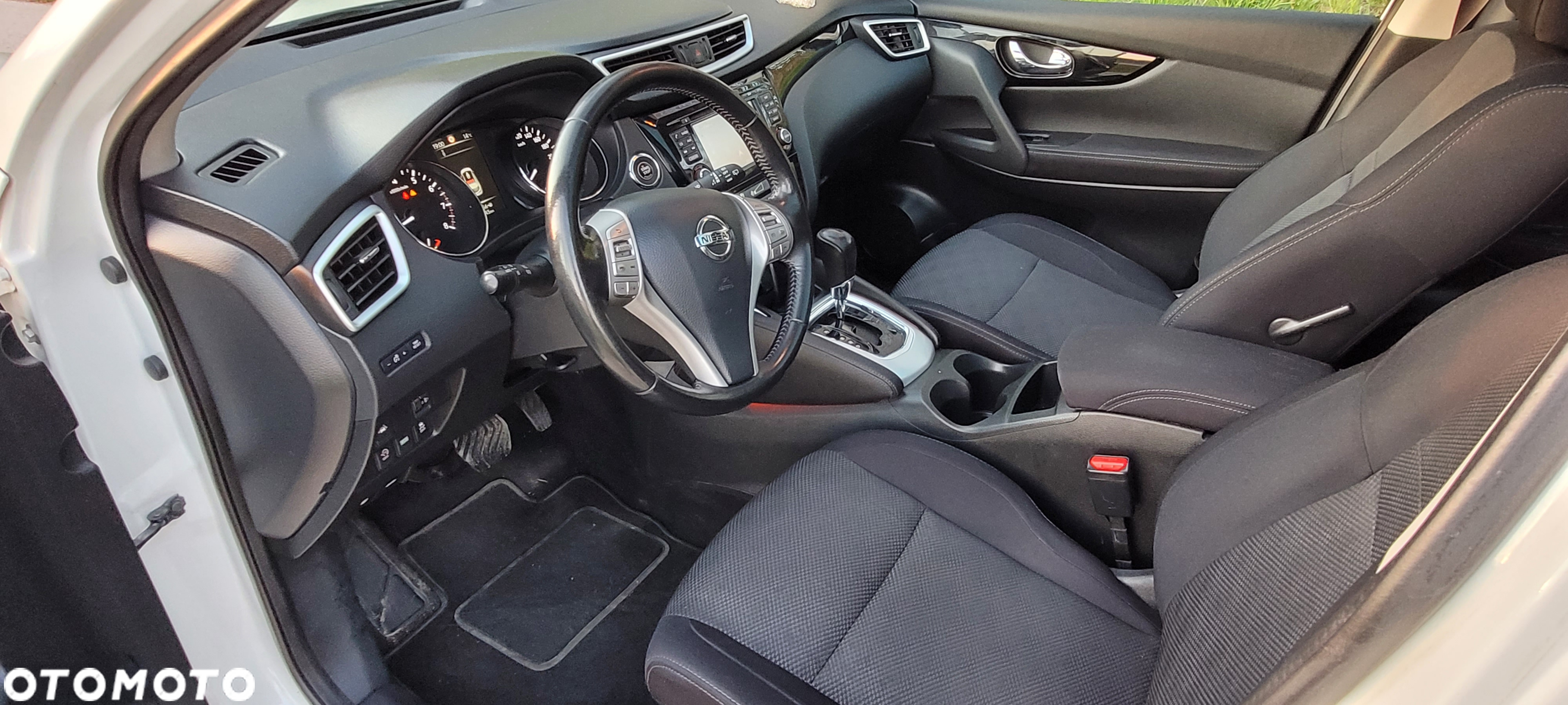 Nissan Qashqai 1.2 DIG-T Xtronic 360 - 8