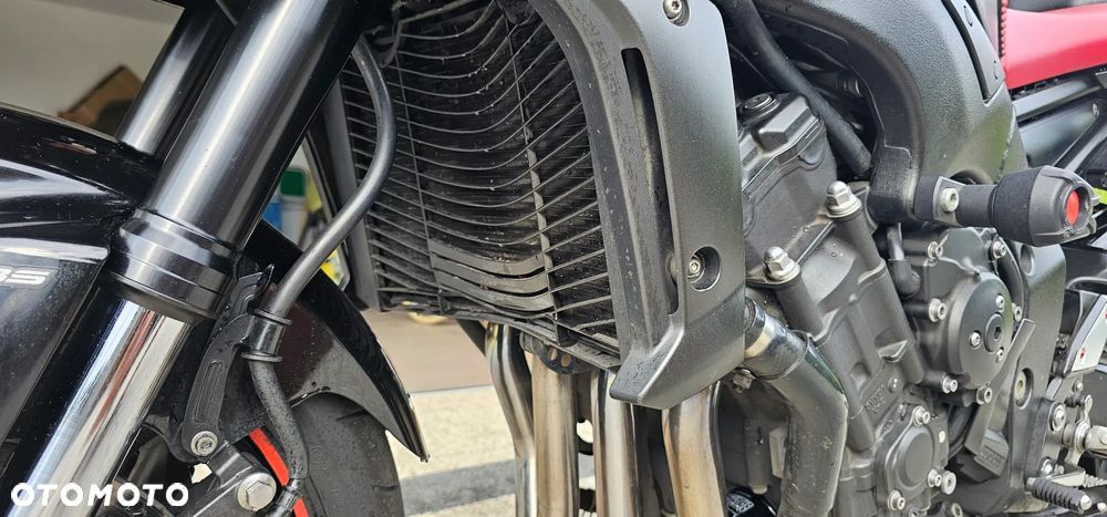 Yamaha FZ - 21