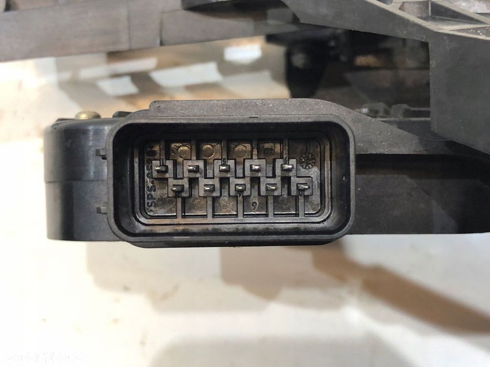 volvo v50 zamek drzwi pasażera prawy przód przedni - 5