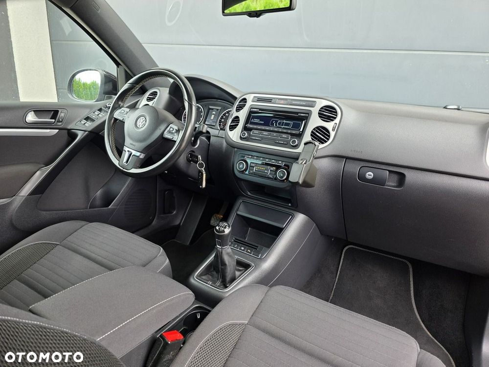 Volkswagen Tiguan - 5